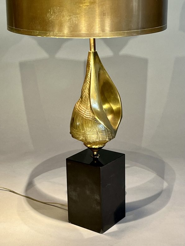 Lampe coquillage.