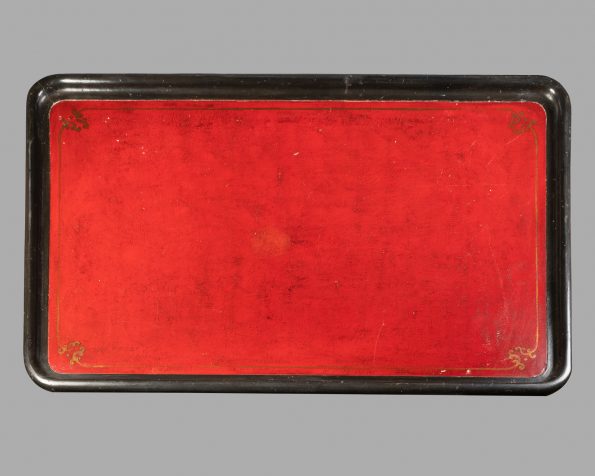 Table en laque rouge et noire - vendue - sold -